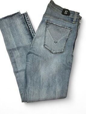Light Wash Women’s Jeans - Size 27